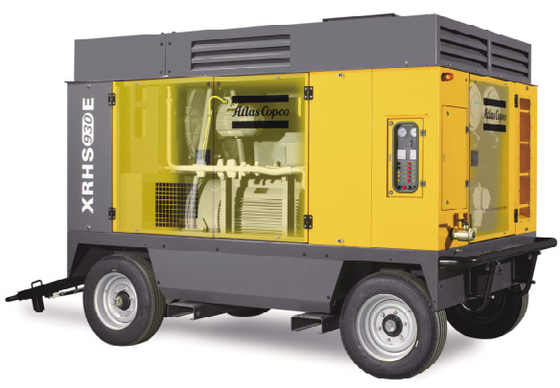 230kw पोर्टेबल कंप्रेसर XRHS930E पोर्टेबल अनुप्रयोगों के लिए बिजली स्रोत