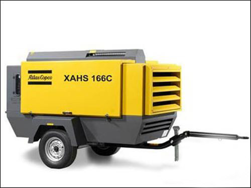 मध्यम आकार का एटलस पोर्टेबल एयर कंप्रेसर XAHS166C ईंधन की खपत को कम करने के लिए उच्च दबाव वाली कॉमन रेल तकनीक
