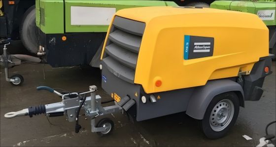 पीला पोर्टेबल कंप्रेसर XAS 78KD संपीड़न स्तर हल्का और पोर्टेबल डिज़ाइन